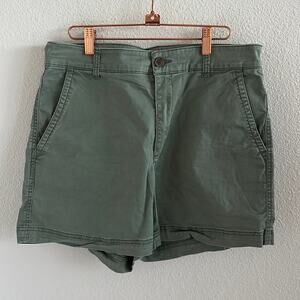 GAP Girlfriend Khaki Shorts Green Cotton Shorts 12